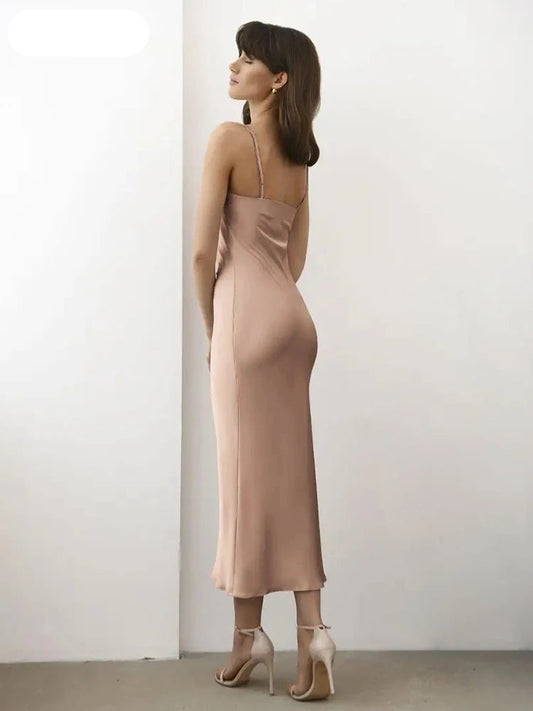Velourah Elegant Black Satin Backless Midi Dress